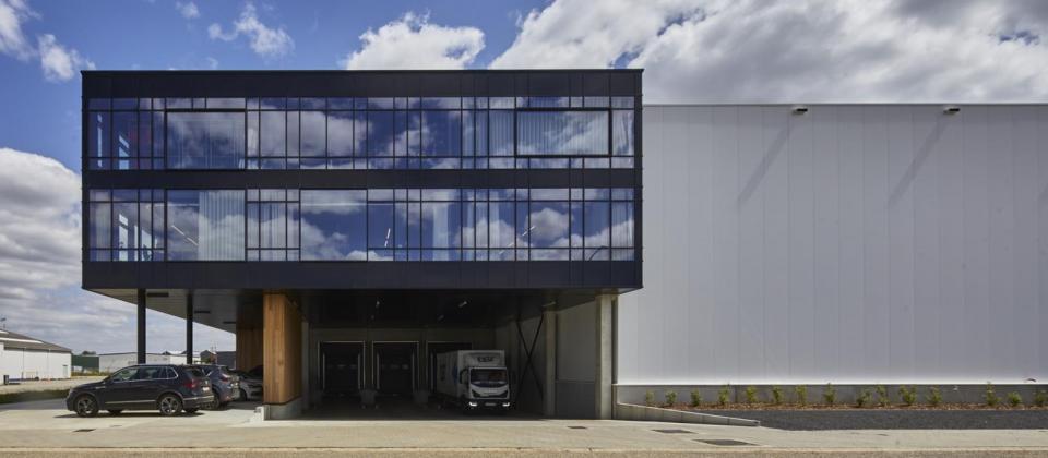 Hospital Logistics aarschot, nieuwbouw, gdp-proof, industriebouw, opslag- en distributiesite, mathieu gijbels