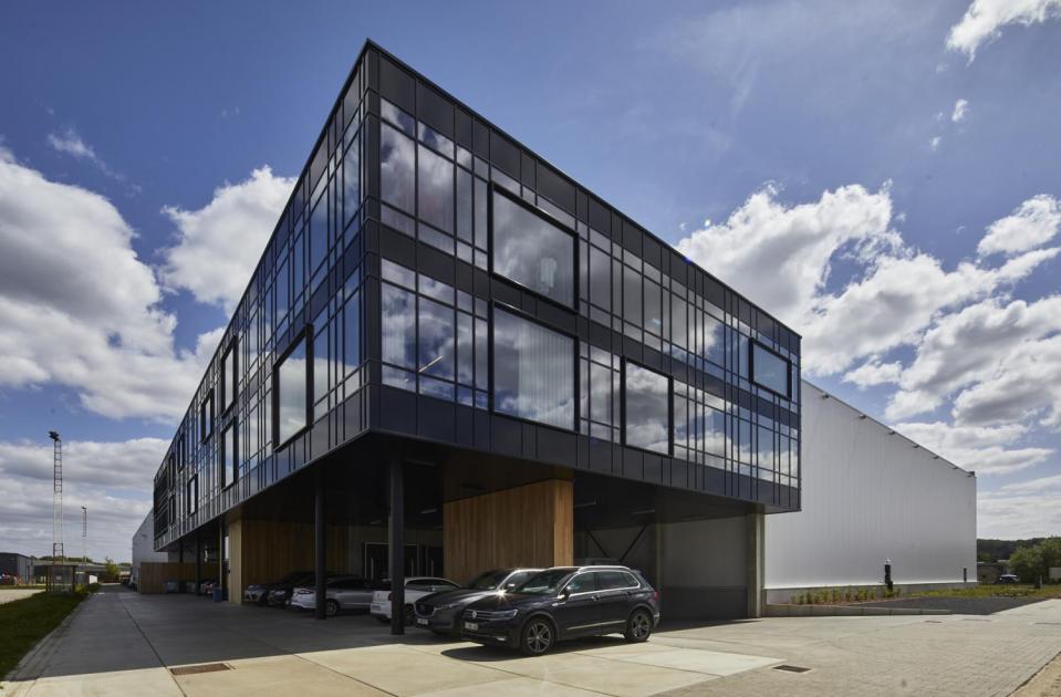 Hospital Logistics aarschot, nieuwbouw, gdp-proof, industriebouw, opslag- en distributiesite, mathieu gijbels