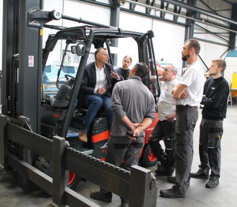 uitleg elektrische heftruck Linde Montrac