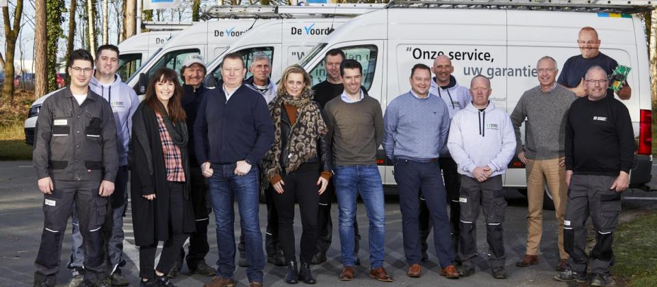 service en onderhoud team schade gebouw hulp
