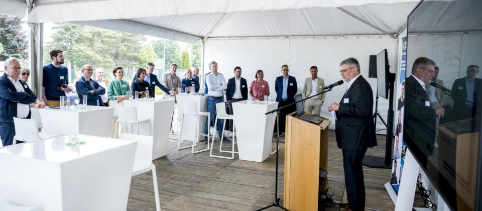 Radiant Color breidt uit en investeert 22 miljoen in nieuwe productiehal en kantoren 