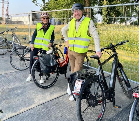 Bouwbedrijf Mathieu Gijbels organiseert eerste editie Fiets naar het Werk Dag en zamelt zo €1.000 in voor Een Hart voor Limburg