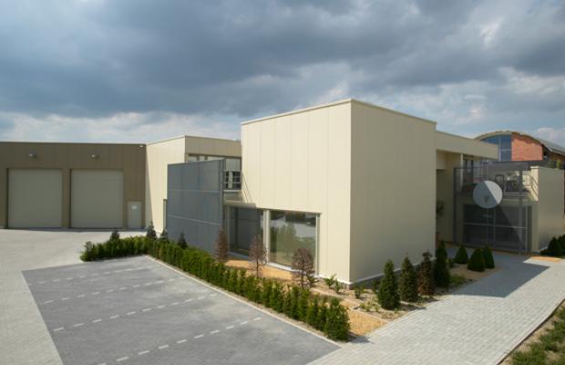 Licata Vini Nettoyage du façade