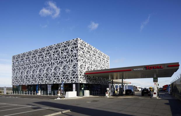 hognoul, easy energy, easy cube, businesslife, flexdesk, nieuwbouw, total, tankstation, mathieu gijbels, bouwbedrijf, aannemer