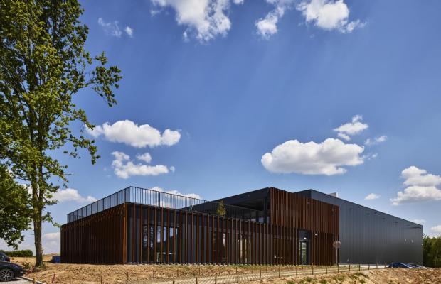 Vajra Nijvel - Mathieu Gijbels - industriebouw - kantoorbouw - bouwbedrijf limburg