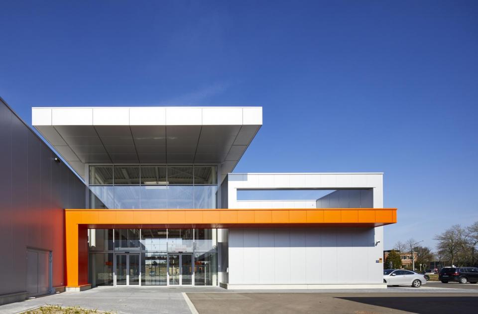 Horeca Van Zon Beerse cash and carry nieuwbouw investering Mathieu Gijbels limburg