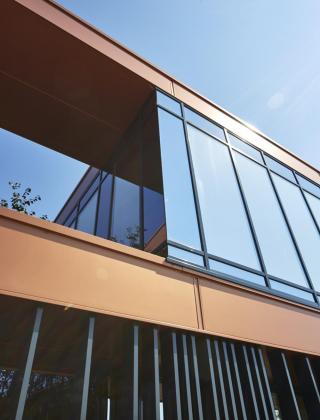 Easi Nijvel - Mathieu Gijbels - industriebouw - kantoorbouw - bouwbedrijf limburg