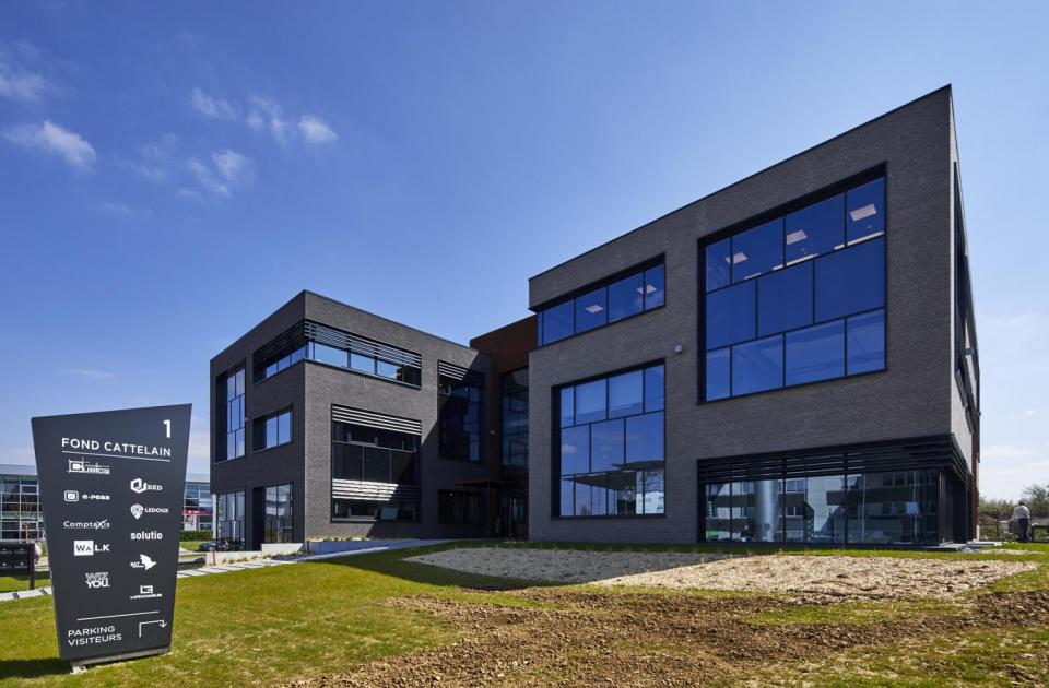 Axis Cubics, Mont Saint Guibert, staalbouw, betonbouw, mathieu gijbels, nieuwbouw