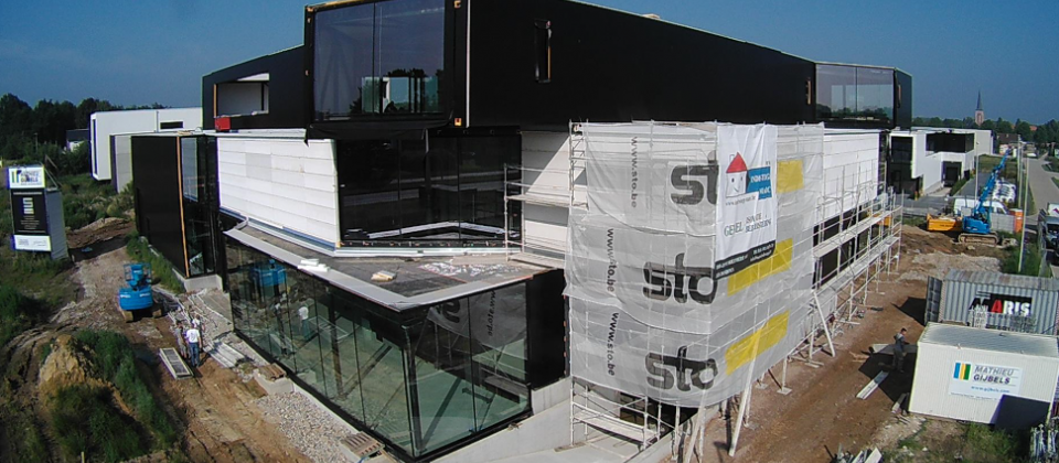 Schoeffaerts afwerking en interieur, nieuwbouw, staalbouw, diepenbeek, mathieu gijbels, bouw,