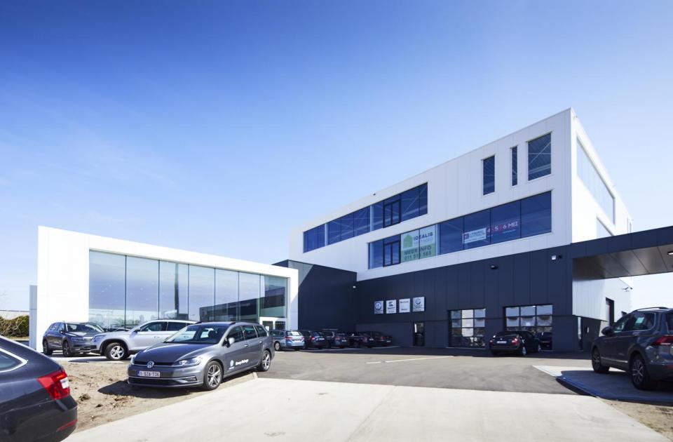 garage delorge lommel volkwagen skoda seat nieuwbouw bouwbedrijf mathieu gijbels limburg oudsbergen
