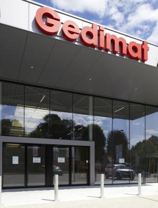 Gedimat Bridts verhuisd naar nieuw pand gebouw door Mathieu Gijbels