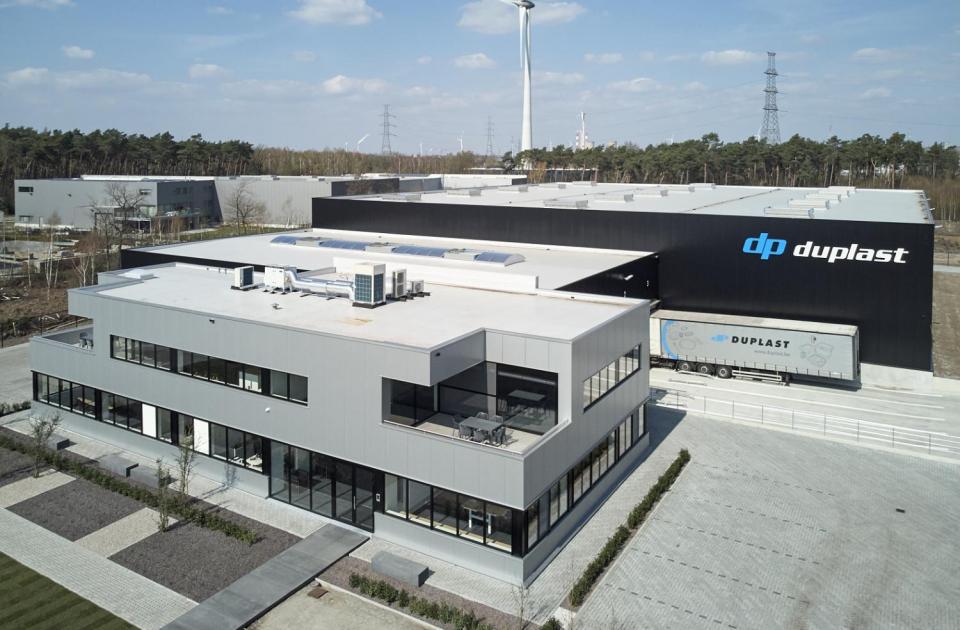 duplast bilzen disposables thermo box nieuwbouw magazijn bouwbedrijf limburg mathieu gijbels