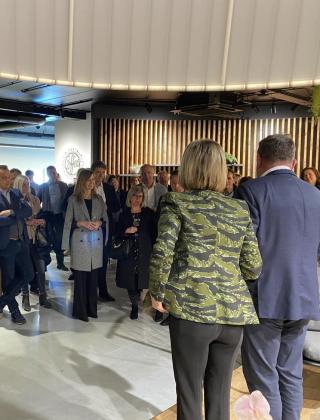zaakvoerders gervi maasmechelen geven een speech op de opening