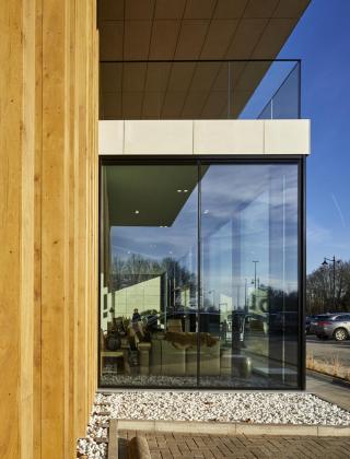 gova meubelen lier gevel renovatie inkom bouwbedrijf mathieu gijbels limburg oudsbergen