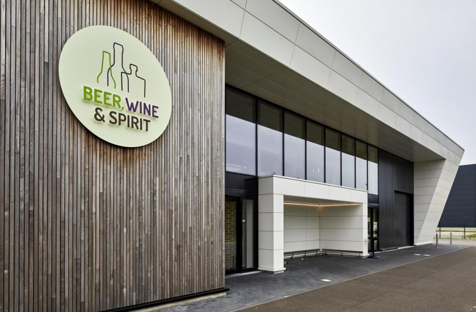drankenspecialist Brasserie Delsart, Nieuwbouw, betonbouw, staalbouw, mathieu gijbels, oudsbergen, bouwdroom