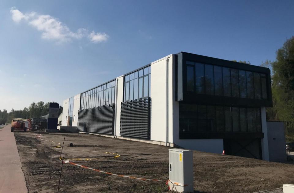 advocatenbureau consenso genk - mathieu gijbels - renovatie - uitbreiding - nieuwbouw - kantoorgebouw - bedrijfsgebouw limburg - bouwbedrijf limburg