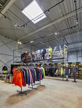 Inka, Lier, Mathieu Gijbels, Opglabbeek, Oudsbergen, werkkleding, bedrijfskleding, nieuwbouw, bouwen