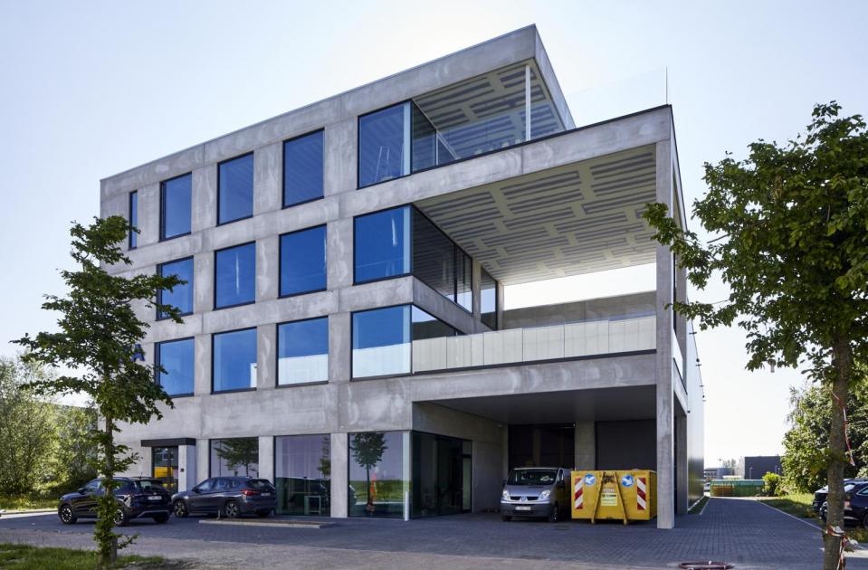 Inka, Lier, Mathieu Gijbels, Opglabbeek, Oudsbergen, werkkleding, bedrijfskleding, nieuwbouw, bouwen
