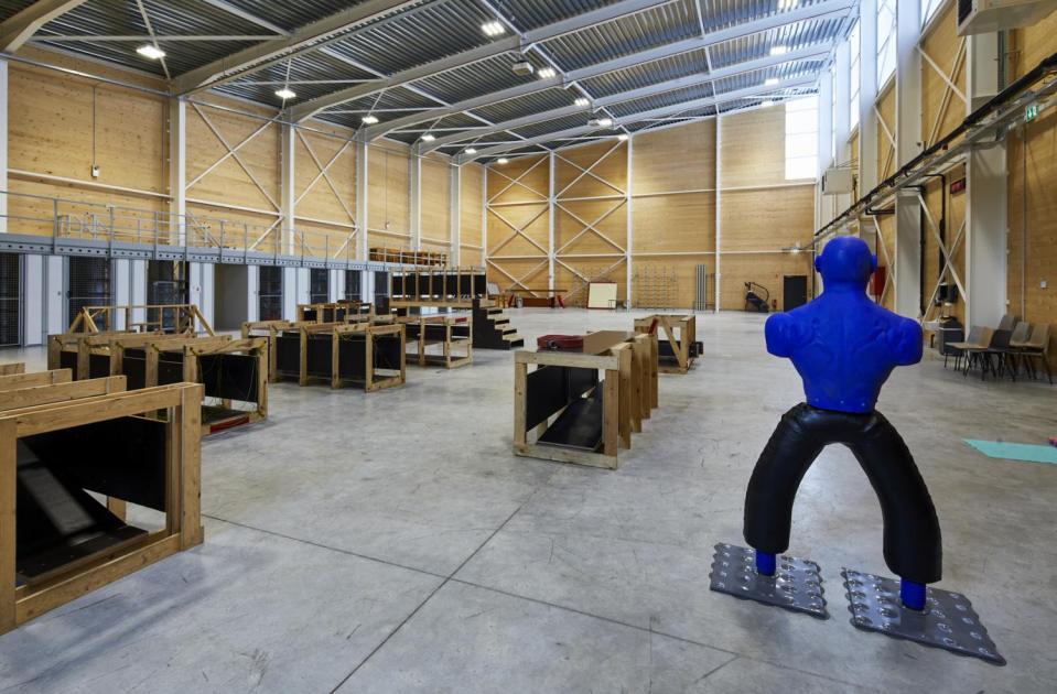 Plot, Genk, Mathieu Gijbels, Oudsbergen, nieuwbouw, oefenhal, politie, brandweer, ambulanciers, opleiding, bijscholing