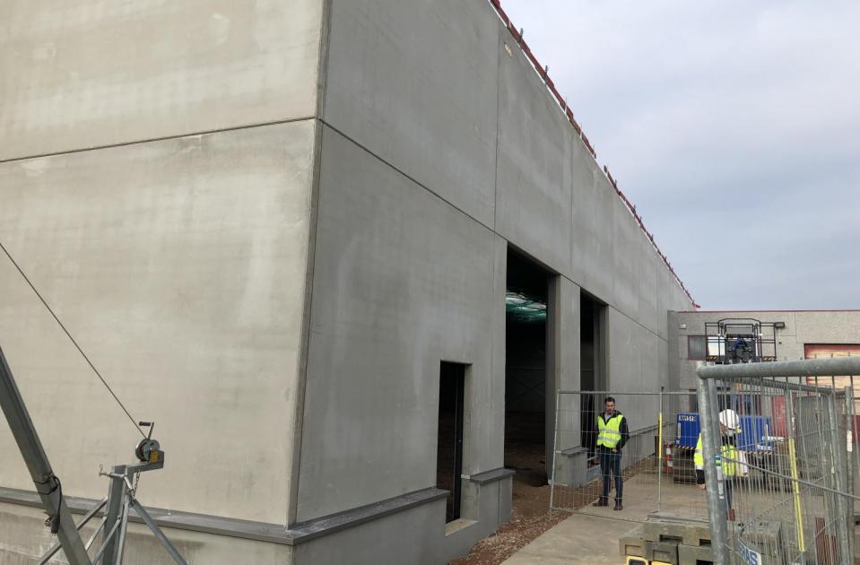 Koru Company, Loodsen, nieuwbouw, betonbouw, Melsbroek, Mathieu Gijbels, bouwbedrijf limburg