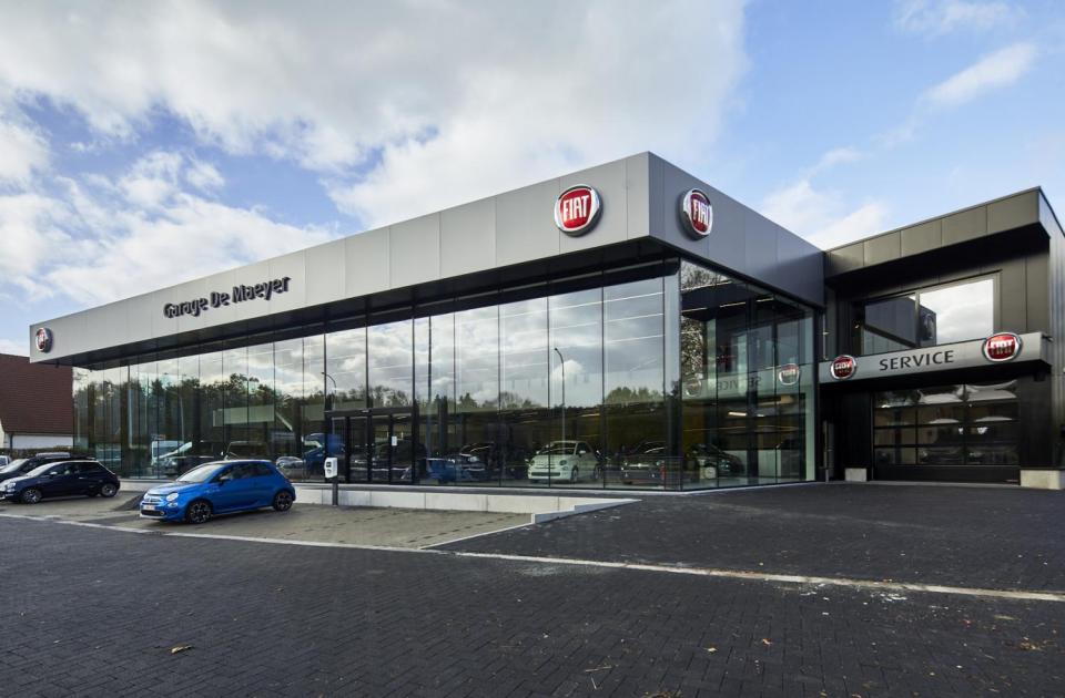 Garage De Maeyer, Garagebouw, Nieuwbouw, Mathieu Gijbels, Sint-Niklaas, showroom, De Voordenkers
