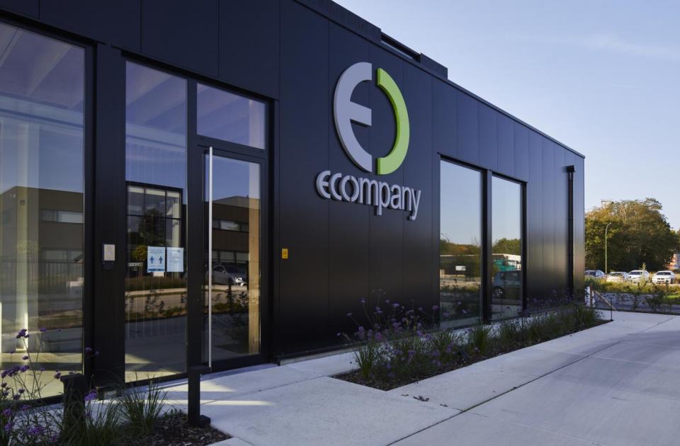 Ecompany, bekkevoort, mathieu gijbels, kantoorbouw, nieuwbouw, opslaghal