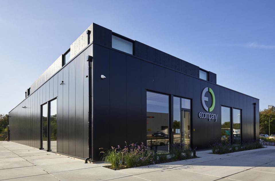Ecompany, bekkevoort, mathieu gijbels, kantoorbouw, nieuwbouw, opslaghal