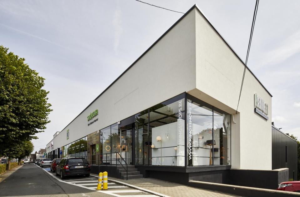Virimmo, winkelpand, pand, gevelrenovatie, gevel, mathieu gijbels, bouwbedrijf, renovatie
