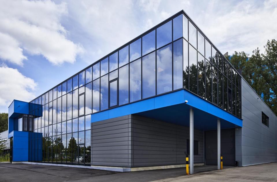 We zijn trots dat we de bouwdroom van Garage De Maeyer mochten realiseren.