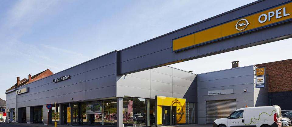 Central Ninove, opelgarage, garagebouw, garage, renovatie, renoveren, garage renoveren, mathieu gijbels