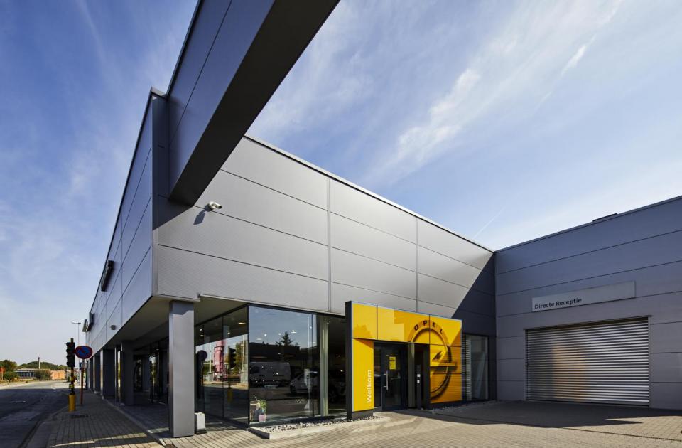 Central Ninove, opelgarage, garagebouw, garage, renovatie, renoveren, garage renoveren, mathieu gijbels