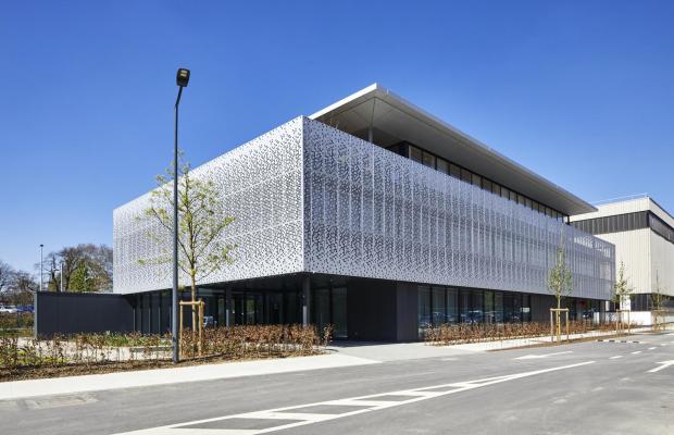 CMI, seraing, energiesector, defensie, staalsector, milieusector, nieuwbouw, kantoorbouw, kantoorgebouw, mathieu gijbels, bouwbedrijf
