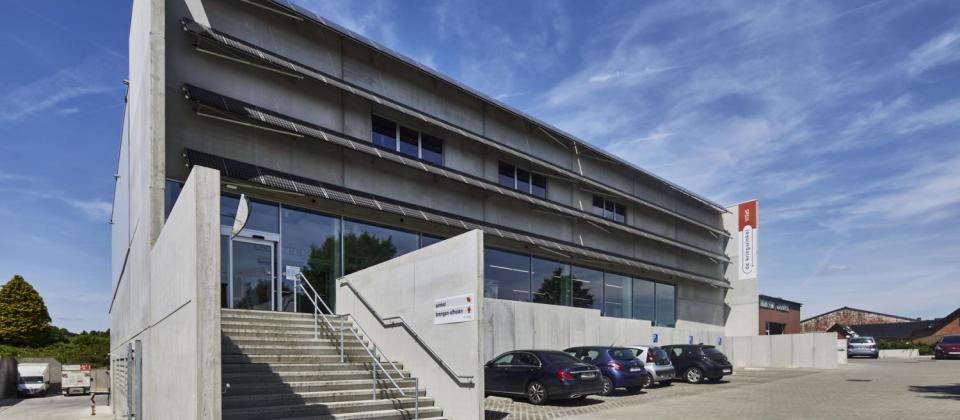 Kringloopwinkel Vites, Televil, Sint-Pieters-Leeuw, nieuwbouw, HUB, winkelpand, winkel bouwen, retailbouw, bedrijfsgebouw, staalbouw, betonbouw