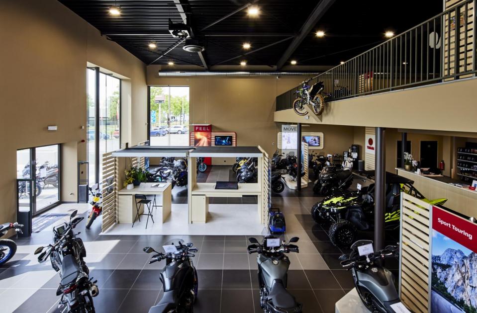 Garage de baets hasselt, yamaha motor, Suzuki, Ssangyong, Maxus, MG, garagebouw, nieuwbouw, mathieu gijbels, garage bouwen