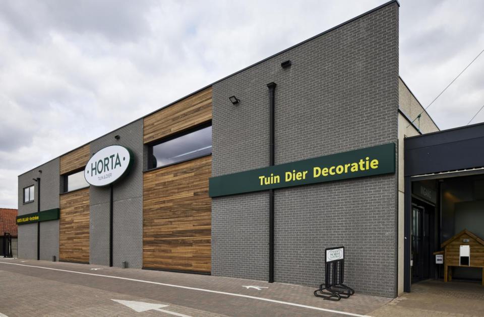 Horta Rillaar, winkelpand, winkel bouwen, retail bouw, mathieu gijbels, tuin dier decoratie, de voordenkers
