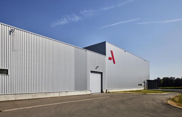 Analis suarlee, mathieu gijbels, nieuwbouw, bedrijfsgebouw bouwen, bouwbedrijf limburg, bouwteam, industriebouw