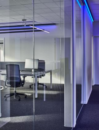 Telecom IT - architect Els Keppler - Mathieu Gijbels - nieuwbouw - kantoorbouw - kantoorgebouw - staalbouw - betonbouw - de voordenkers - industriebouw