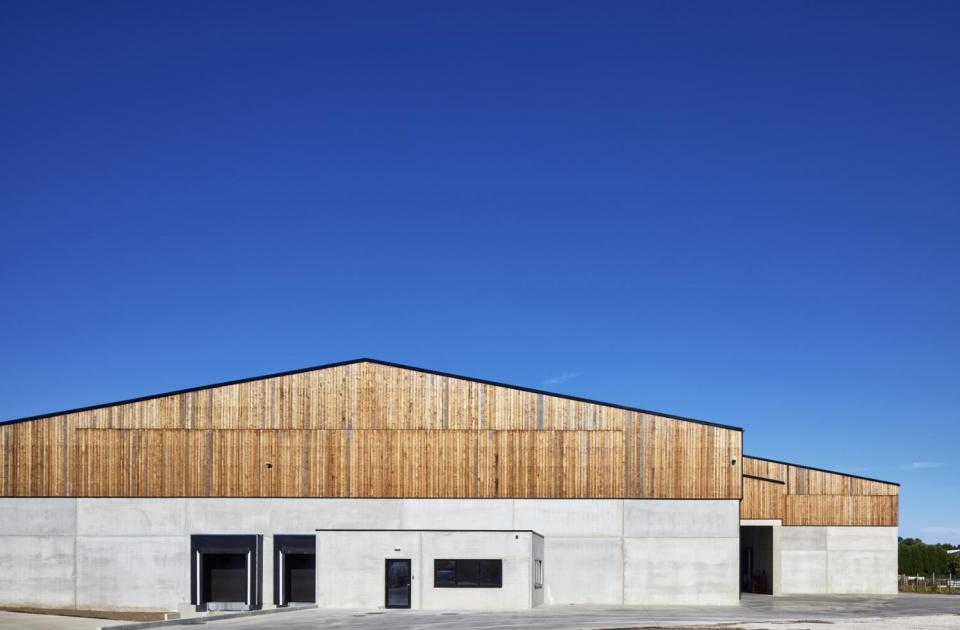Devos Group, Zepperen, fruitbedrijf, nieuwbouw, loods, opslaghal, heropbouw, mathieu gijbels, de voordenkers