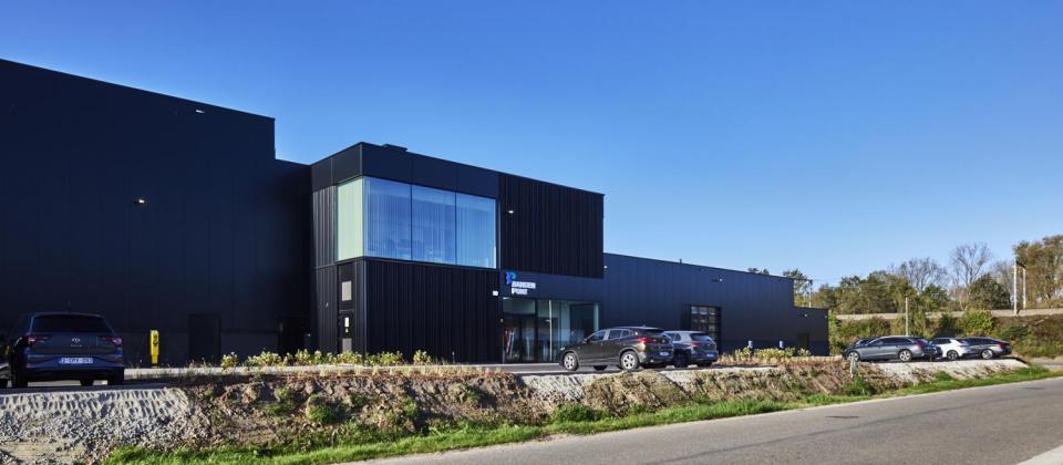 Bandenpunt, delorge group, mathieu gijbels, nieuwbouw, staalbouw, betonbouw, bedrijfsgebouw, opslagruimte