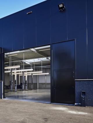 Bandenpunt, delorge group, mathieu gijbels, nieuwbouw, staalbouw, betonbouw, bedrijfsgebouw, opslagruimte