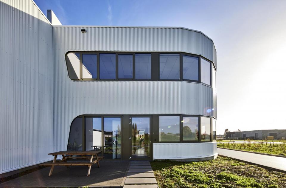Multi Masters, Mathieu gijbels, nieuwbouw, staalbouw, bedrijfsgebouw, kantoorgebouw, magazijn bouwen