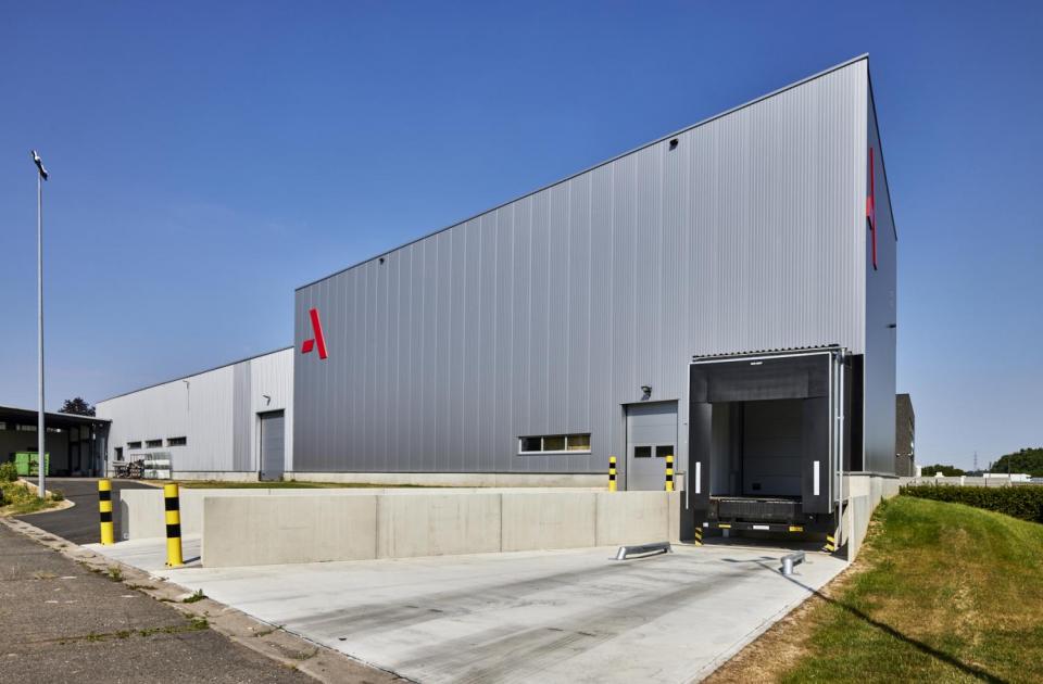 Analis suarlee, mathieu gijbels, nieuwbouw, bedrijfsgebouw bouwen, bouwbedrijf limburg, bouwteam, industriebouw