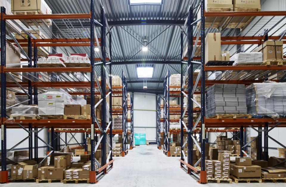 Analis suarlee, mathieu gijbels, nieuwbouw, bedrijfsgebouw bouwen, bouwbedrijf limburg, bouwteam, industriebouw
