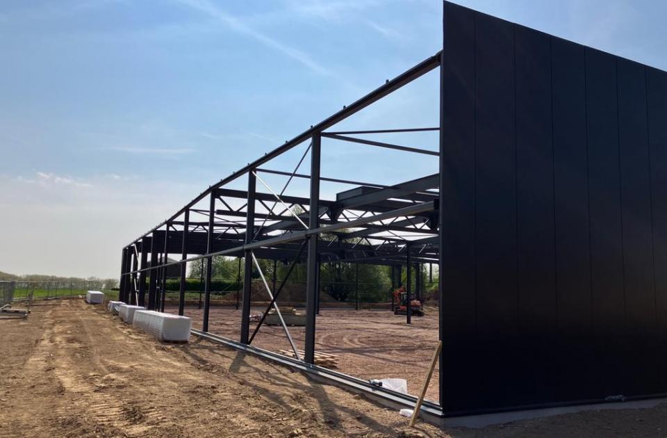 Electric Nijvel, nieuwbouw, staalconstructie, kantoorbouw, mathieu gijbels, aannemer, bouwbedrijf