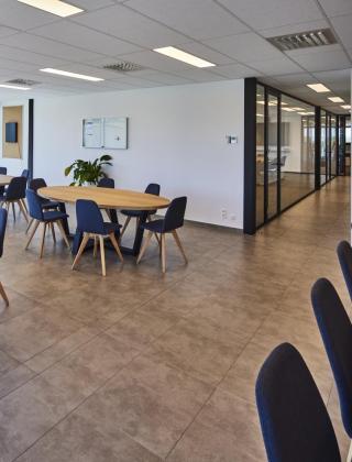 Joris ide, isometall Manhay, mathieu gijbels, nieuwbouw, industriebouw, bedrijfsgebouw, staalbouw