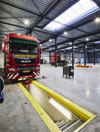 Van Der Heijden Internationale Transporten, hoensbroek, mathieu gijbels, nieuwbouw, industriebouw