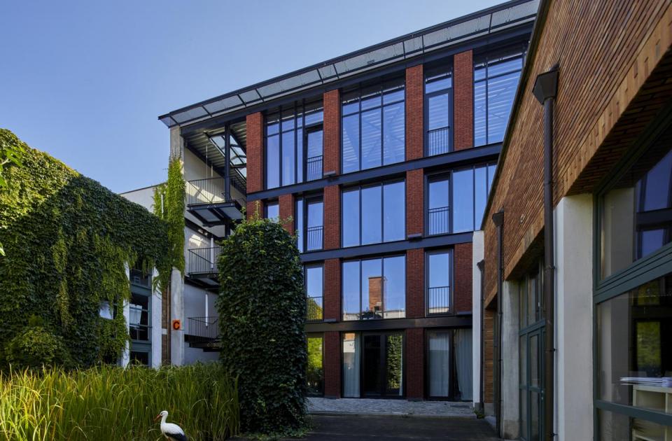Espace morphosis, vorst , nieuwbouw, betonbouw, bouwbedrijf, mathieu gijbels, limburg, kantoorbouw