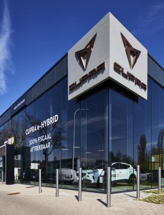 Cupra delorge, herent, garagebouw, delorge, mathieu gijbels, industriebouw, garage