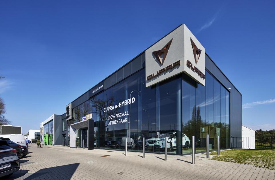 Cupra delorge, herent, garagebouw, delorge, mathieu gijbels, industriebouw, garage