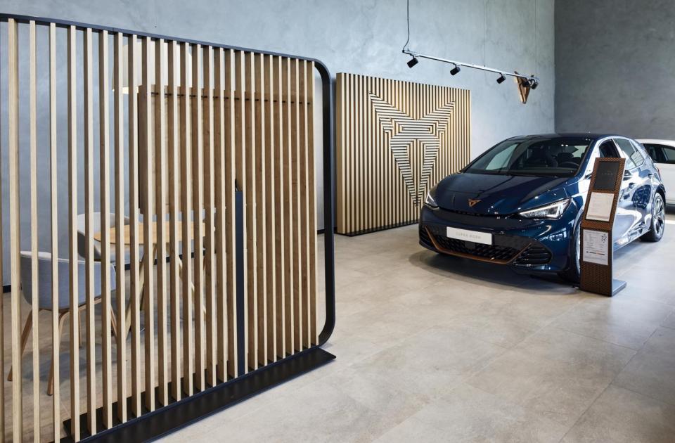 Cupra delorge, herent, garagebouw, delorge, mathieu gijbels, industriebouw, garage